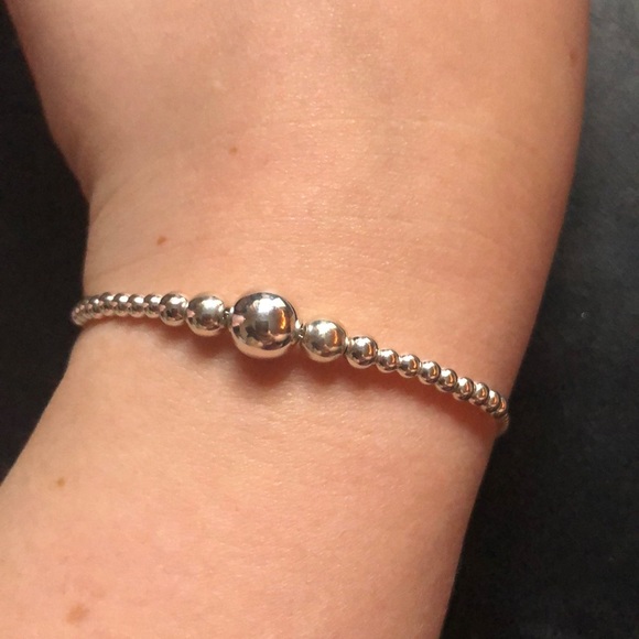 String Of Beads Sliding Bracelet 